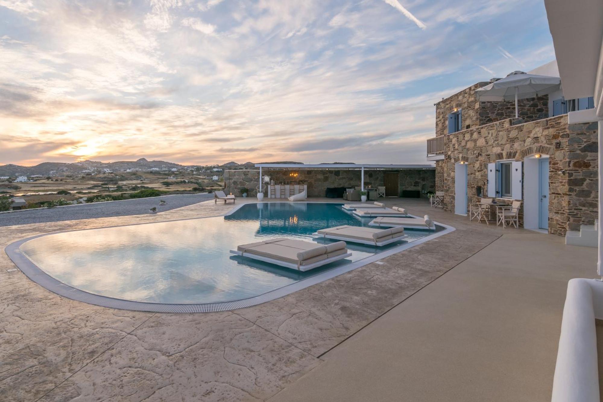 Blu Suites And Studios Adamantas  Exterior foto